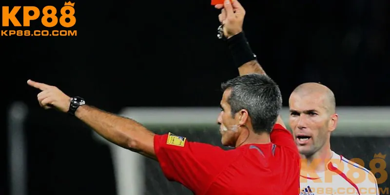 Kinh nghiệm khi soi kèo thẻ phạt